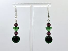Ohrringe Swarovski Kristalle Lila und Glasperlen in Grün