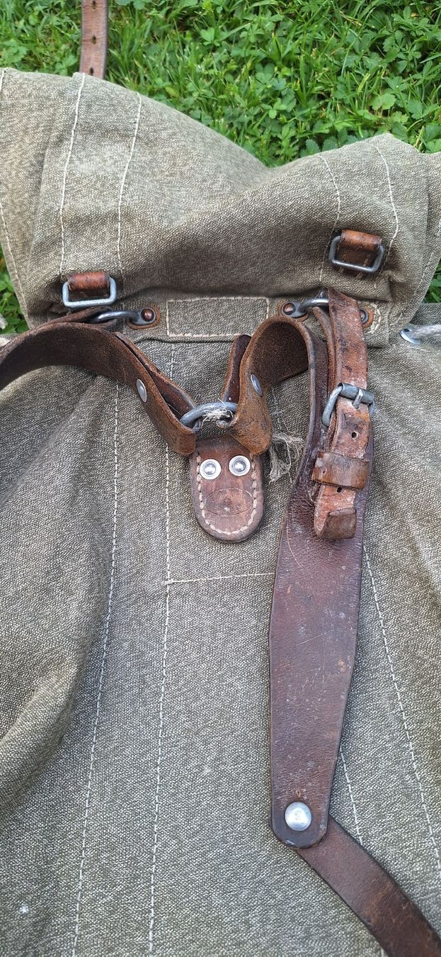 Schweizer Armee Zaini: Militär Rucksack – Usato da Grabs venduto da tschanny 4