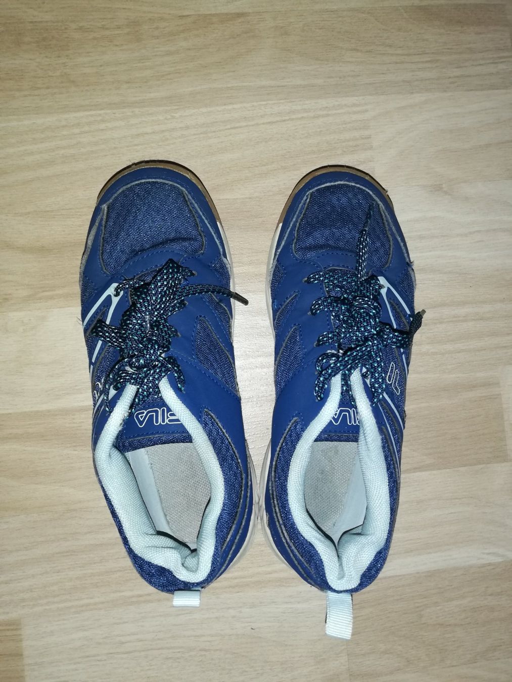 Fila Scarpe per ragazzi: Baskets / Turnschuhe (35) Fila – Usato da Biel/Bienne venduto da Sikosi 1