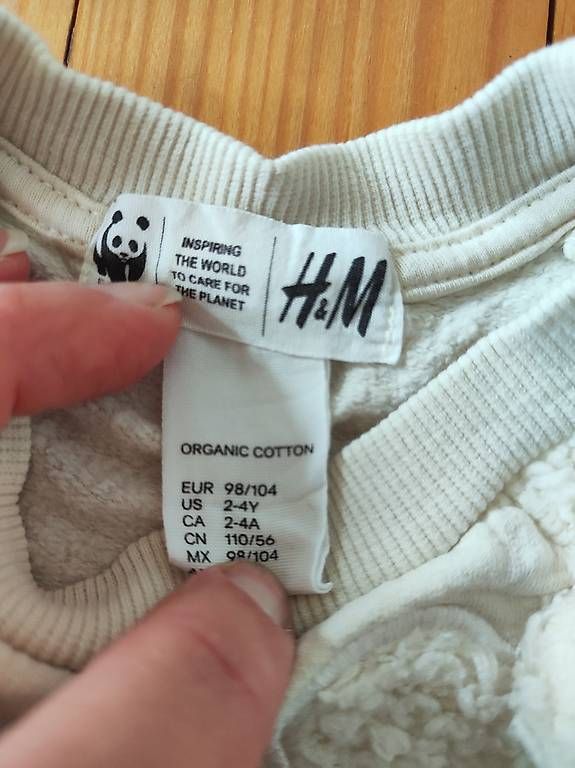 Pulls et sweat-shirts: Süsser Eisbären Pullover H&M Gr.98/104 – D'occasion à Zürich par aendiiii 1