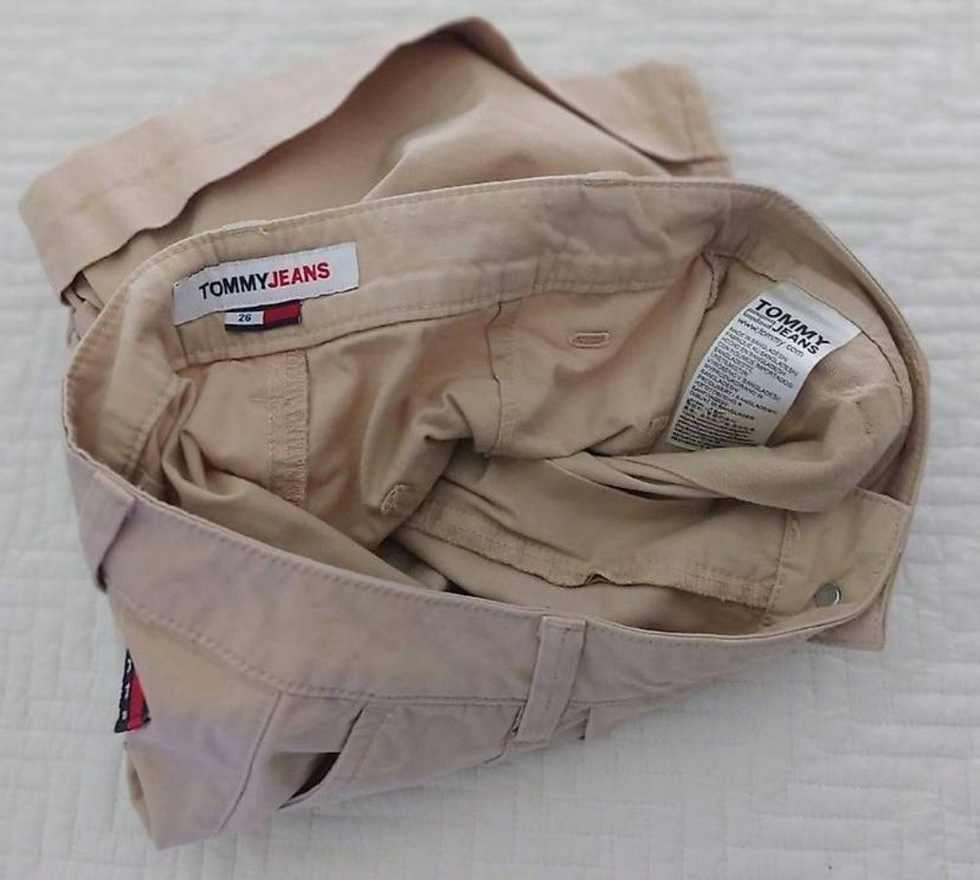 Tommy Hilfiger Hosen: Tommy Hilfiger Shorts  – Neu (gemäss Beschreibung) aus Zürich von Babadermf 3