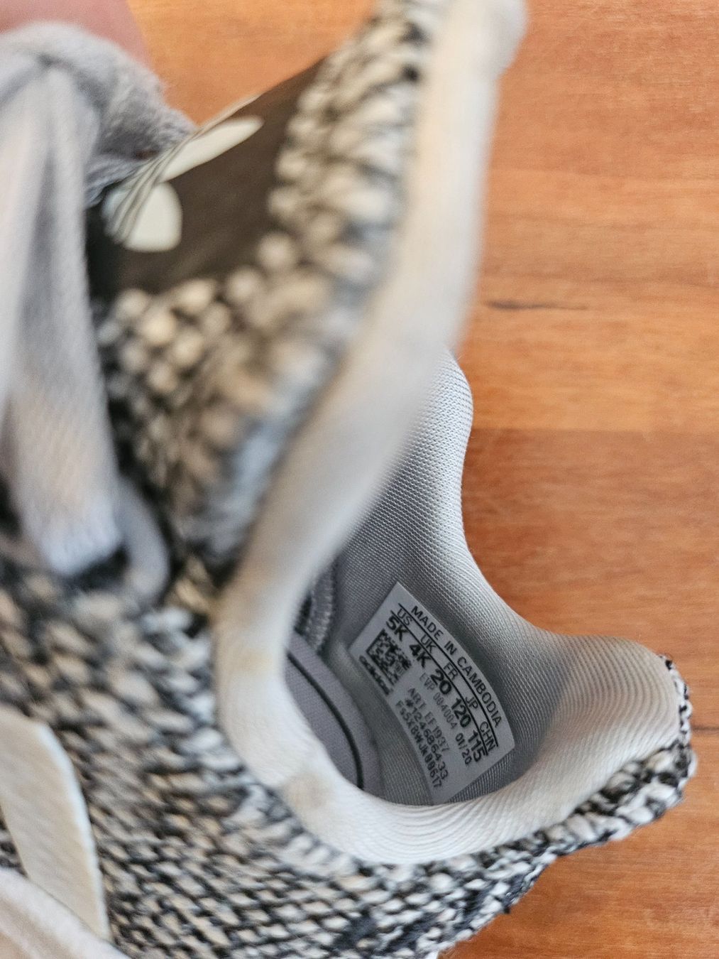 Chaussures garçon: Adidas Schuhe Grösse 20 – D'occasion à Baar par Naedels-Kreationen 6