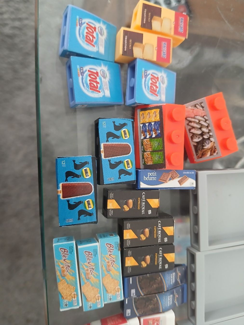 Lego Jouets: Klemmbausteine – D'occasion à Niederönz par jes_9vs5 1