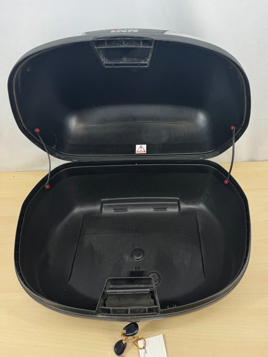 IXS Topcase: IXS Top-Case 46 litres – Gebraucht aus Lausanne von PlusValue_Lausanne 1
