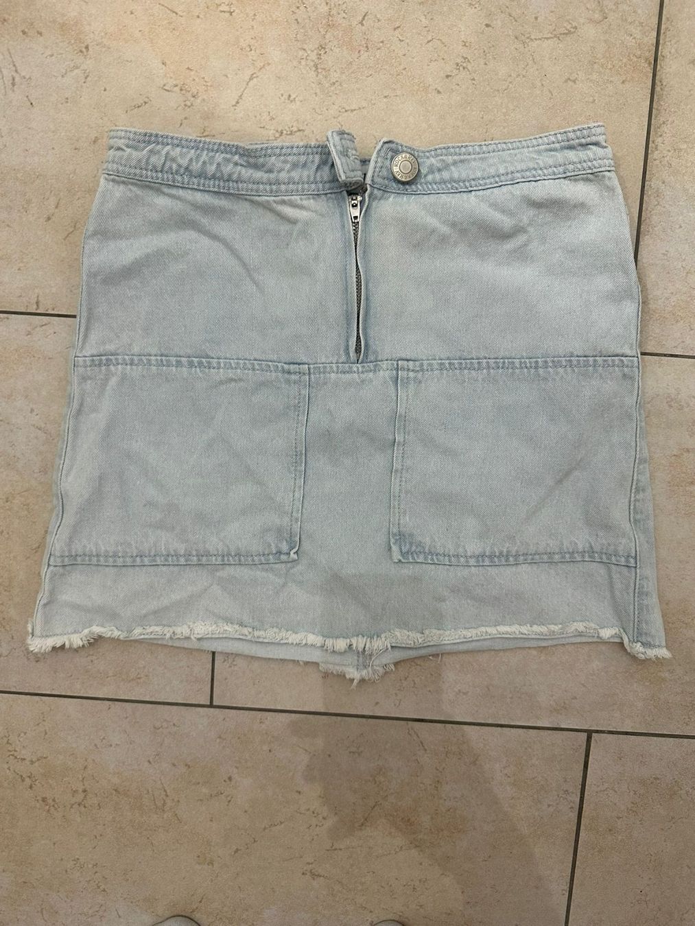 Lotti di vestiti: Kleiderpaket Hotpants & Minirock – Usato da Sissach venduto da Siraiwan 6