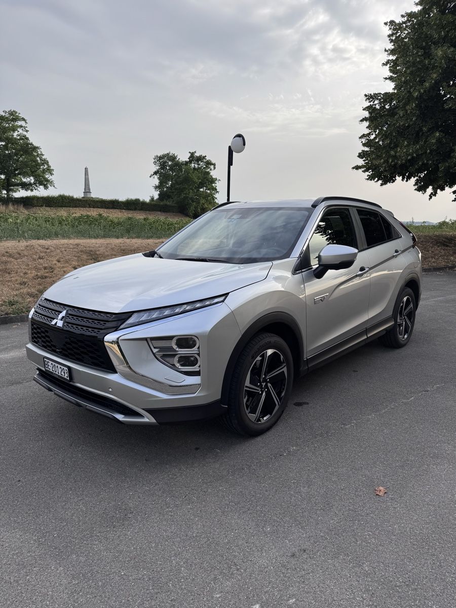 Mitsubishi Autos: MITSUBISHI Eclipse Cross PHEV 2.4 PHEV Style 4x4 – Gebraucht aus Neuenegg von trendshop24
