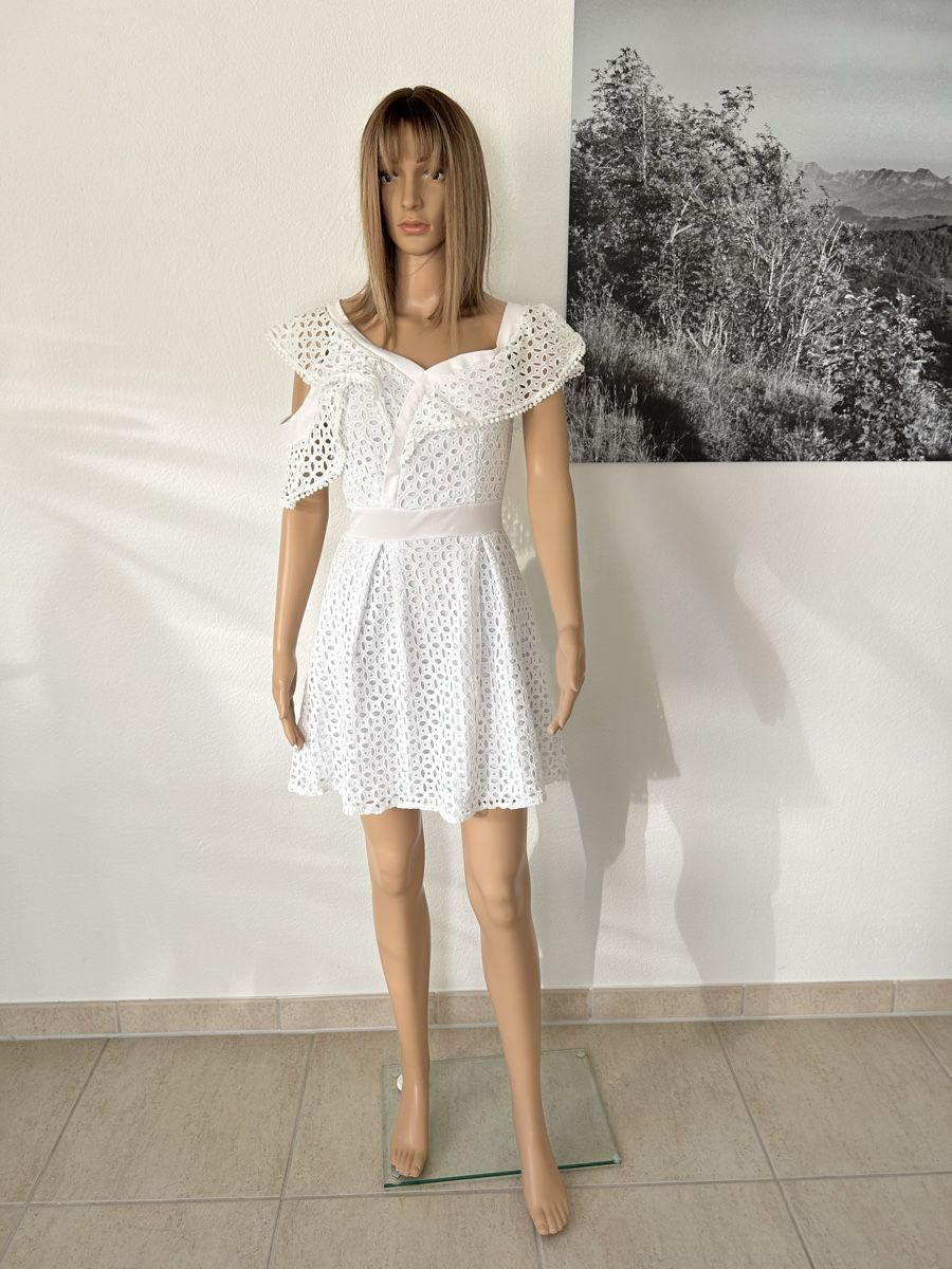 Kleider: Chic White Lace Summer Dress, Size S – Gebraucht aus Saland von ele_vc96 1
