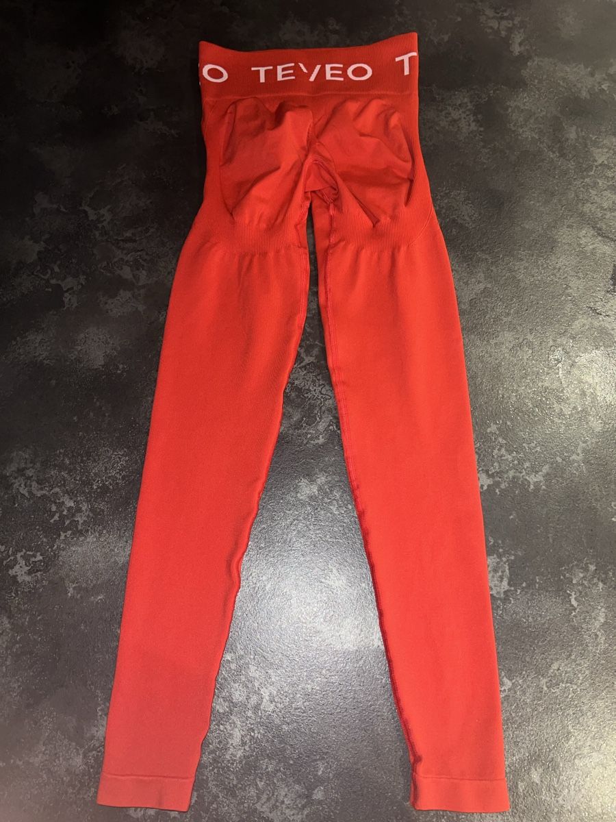 Teveo Leggings: TEVEO Leggings – Usato da Hindelbank venduto da frundi 1