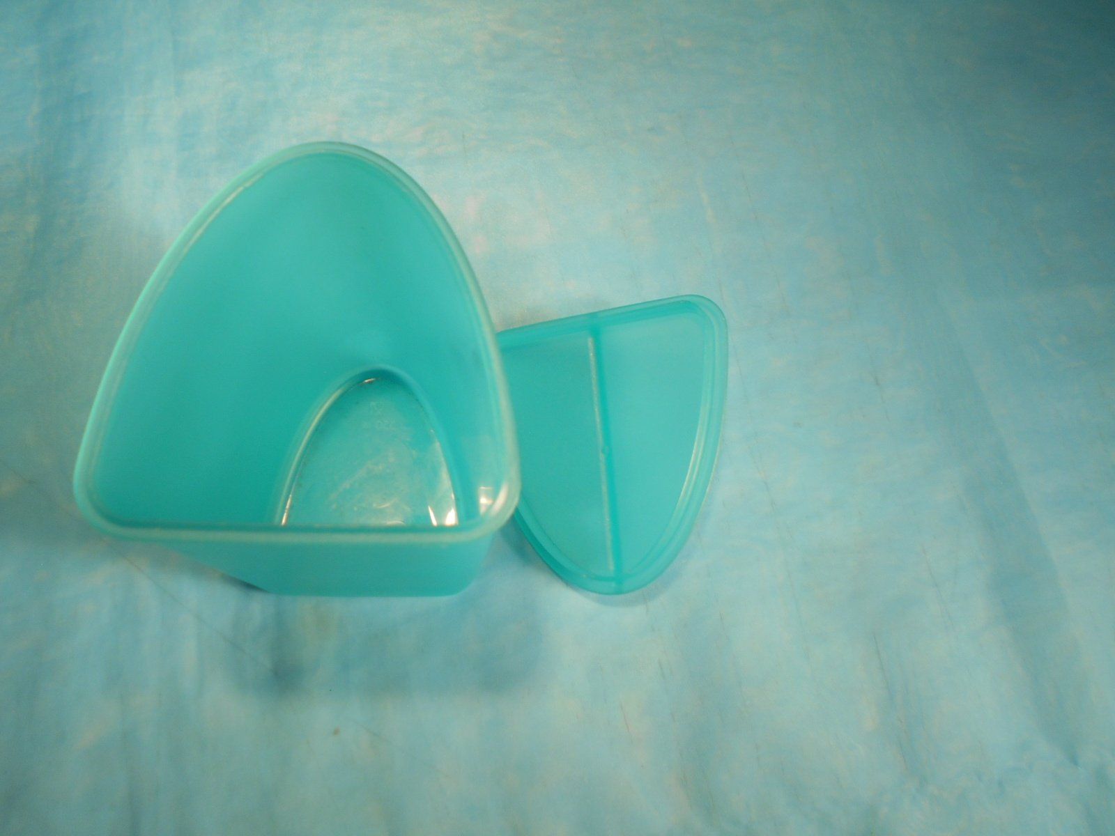 Tupperware Contenitori & Simili: Tupperware Behälter, "Junge Welle", türkis – Nuovo (secondo la descrizione) da Bellach venduto da JingleCherry 4