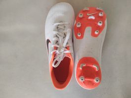 Nike Fussballschuhe weiss-orange, Grösse 31, im Top Zustand!