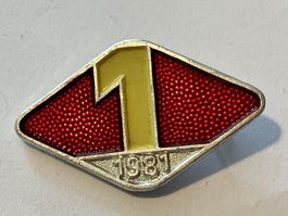 1 Anstecknadel DDR JP Junge Pioniere Brandschutz Eins 1981