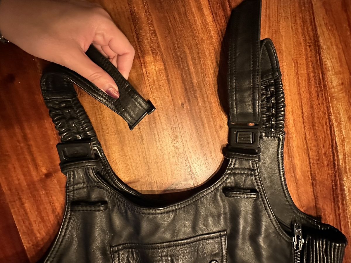 IXS Pantaloni: Coole Biker Lederlatzhose Grösse 52 – Usato da Urtenen-Schönbühl venduto da Nathalie_schori 5