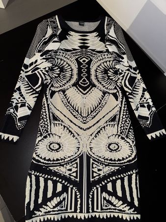 Elegantes Kleid Gr. S, Neuwertig