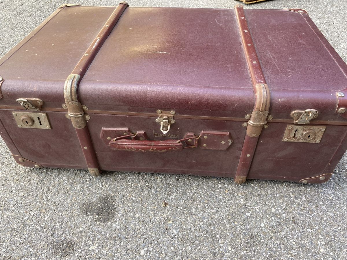 Valigie: Vintage Suitcase Marcel Avez – Usato da Versoix venduto da av_q1290