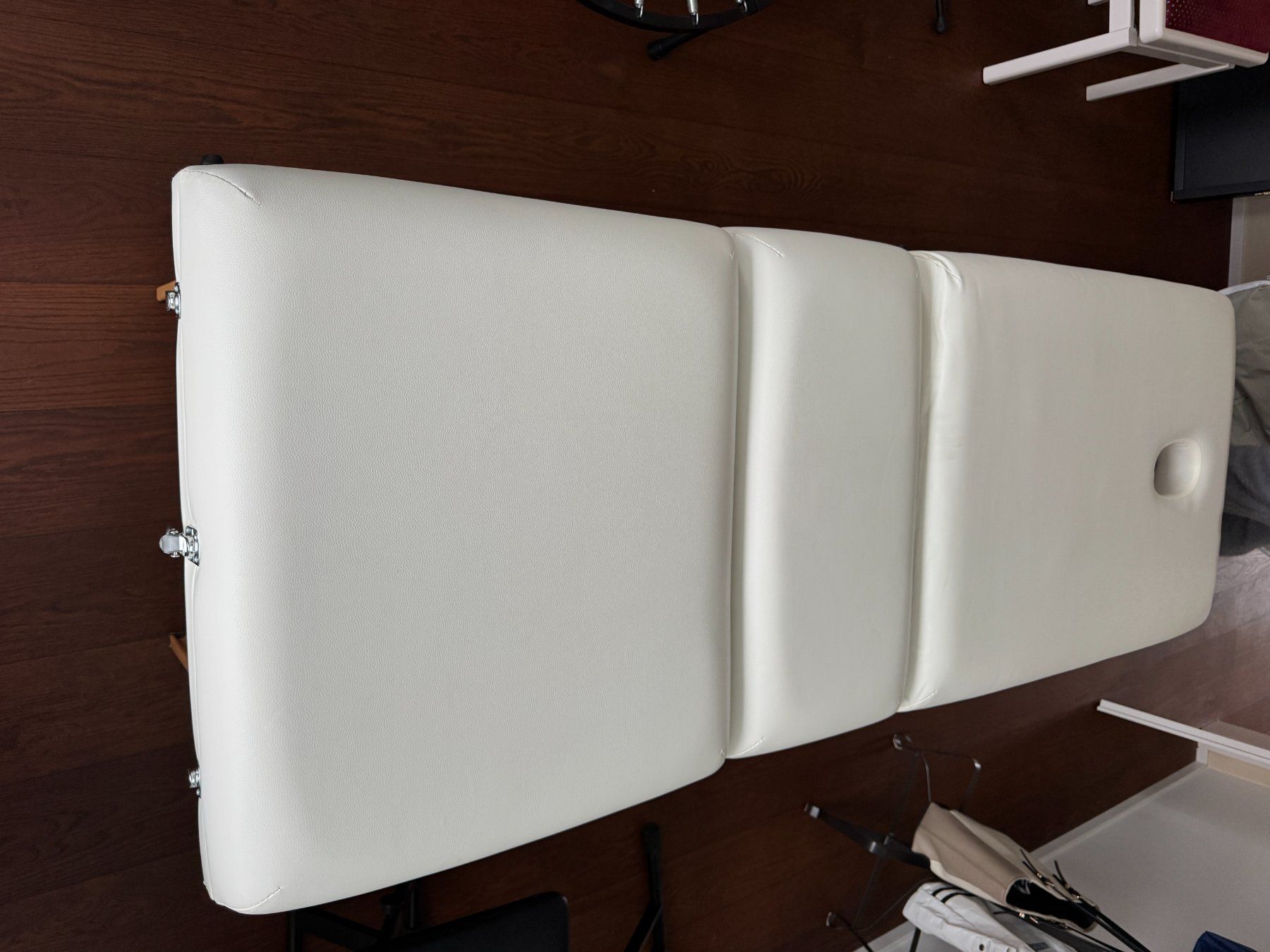 Dispositivi per massaggi: TecTake 3-Zonen Massageliege / Massagetisch klappbar – Usato da Dänikon ZH venduto da are_fz7m 1