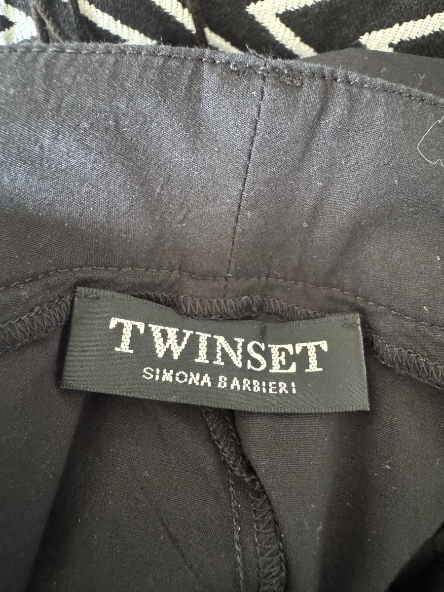 Twinset Hosen: Twinset trousers in black – Gebraucht aus Münchenstein von ArleneLM 3