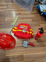Feuerwehrmann Sam Set, Helm, Axt, Rucksack, k45