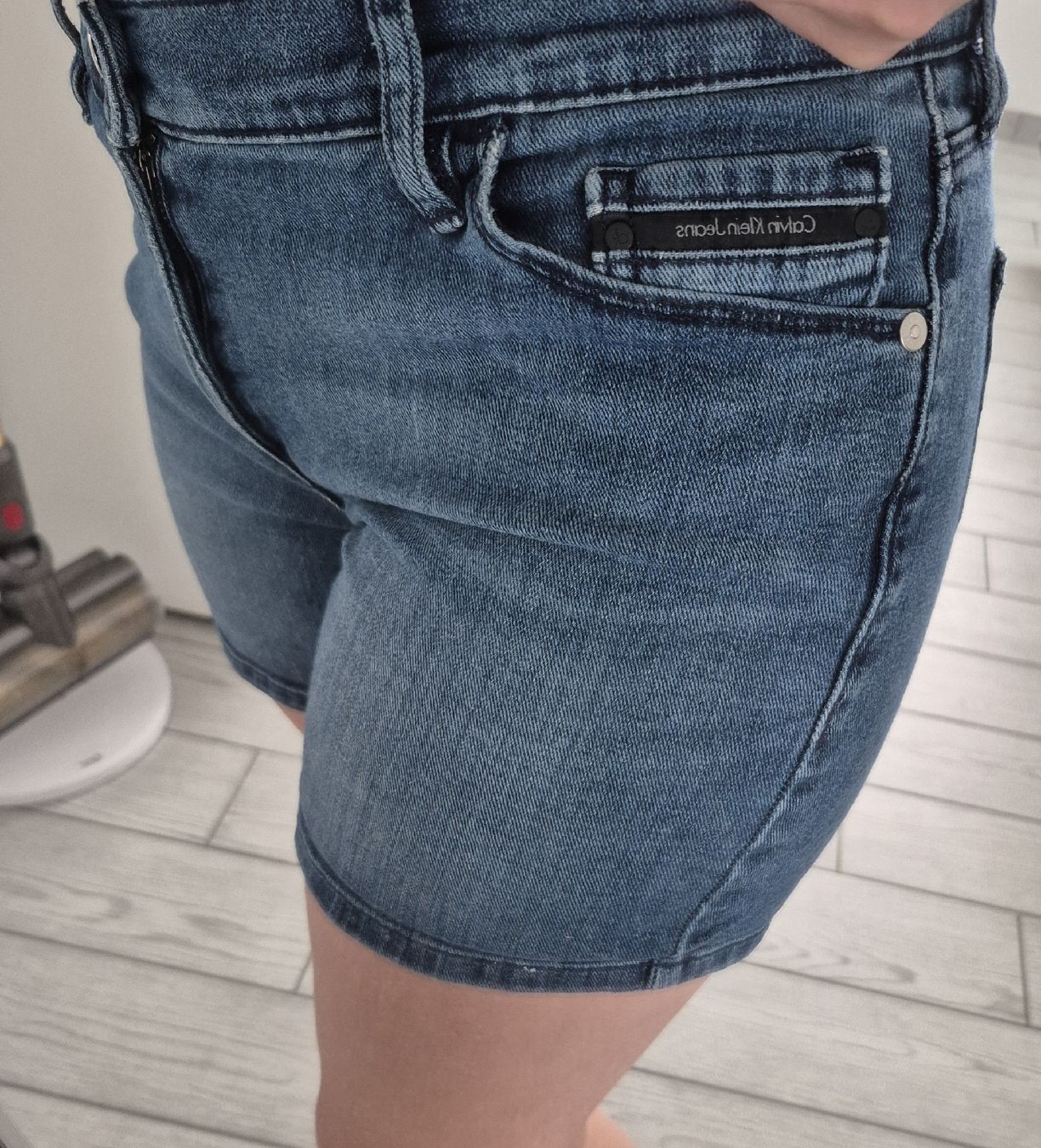 Calvin Klein Jeans: Short Calvin Klein Jeans W29 – Usato da St-Pierre-Clages venduto da _RV 5
