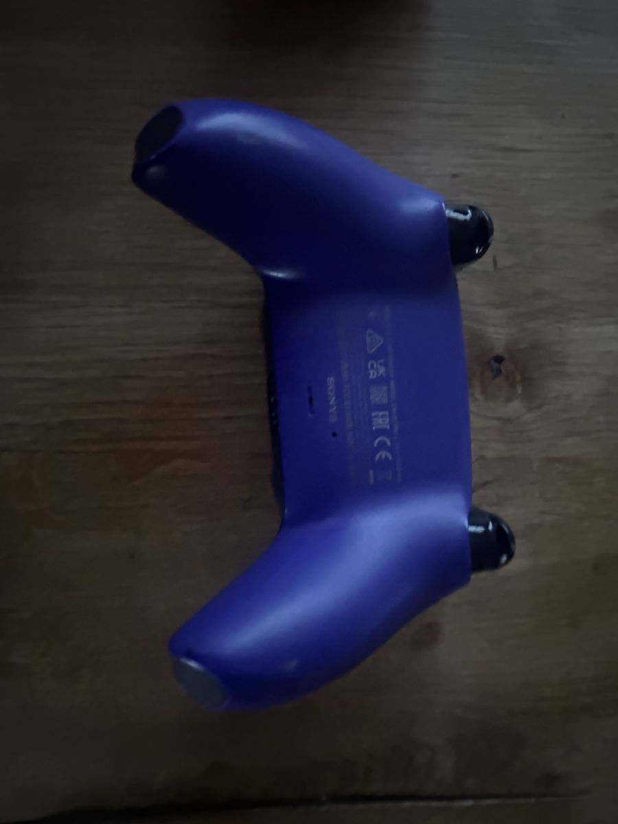 Sony Manettes: DualSense Controller Rot und Lilla – Défectueux à Obergösgen par mad_56fp 4