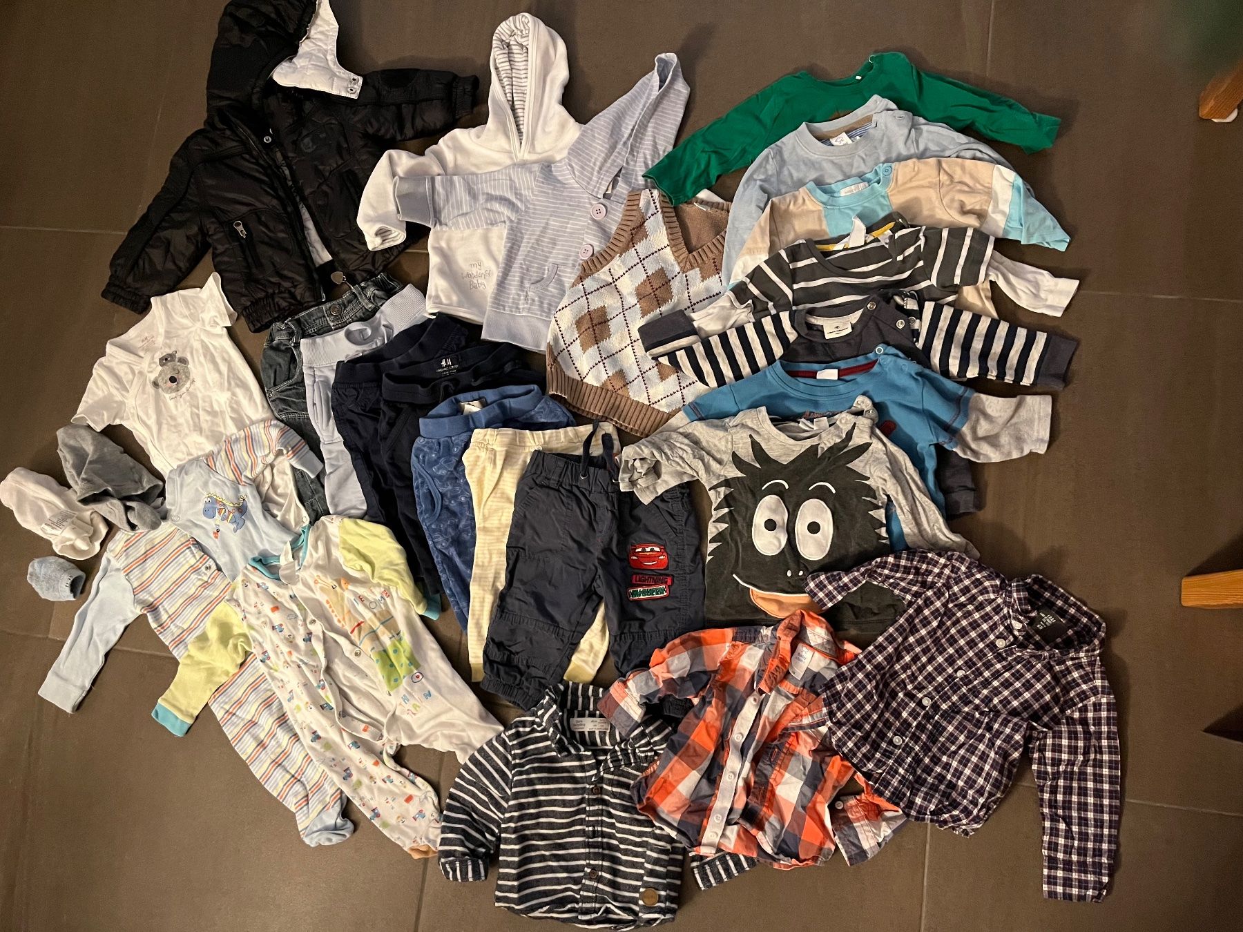 Kleiderpakete & -sets: Babykleider Set Grösse 68 Herbst/Winter – Gebraucht aus Abtwil SG von Isi1