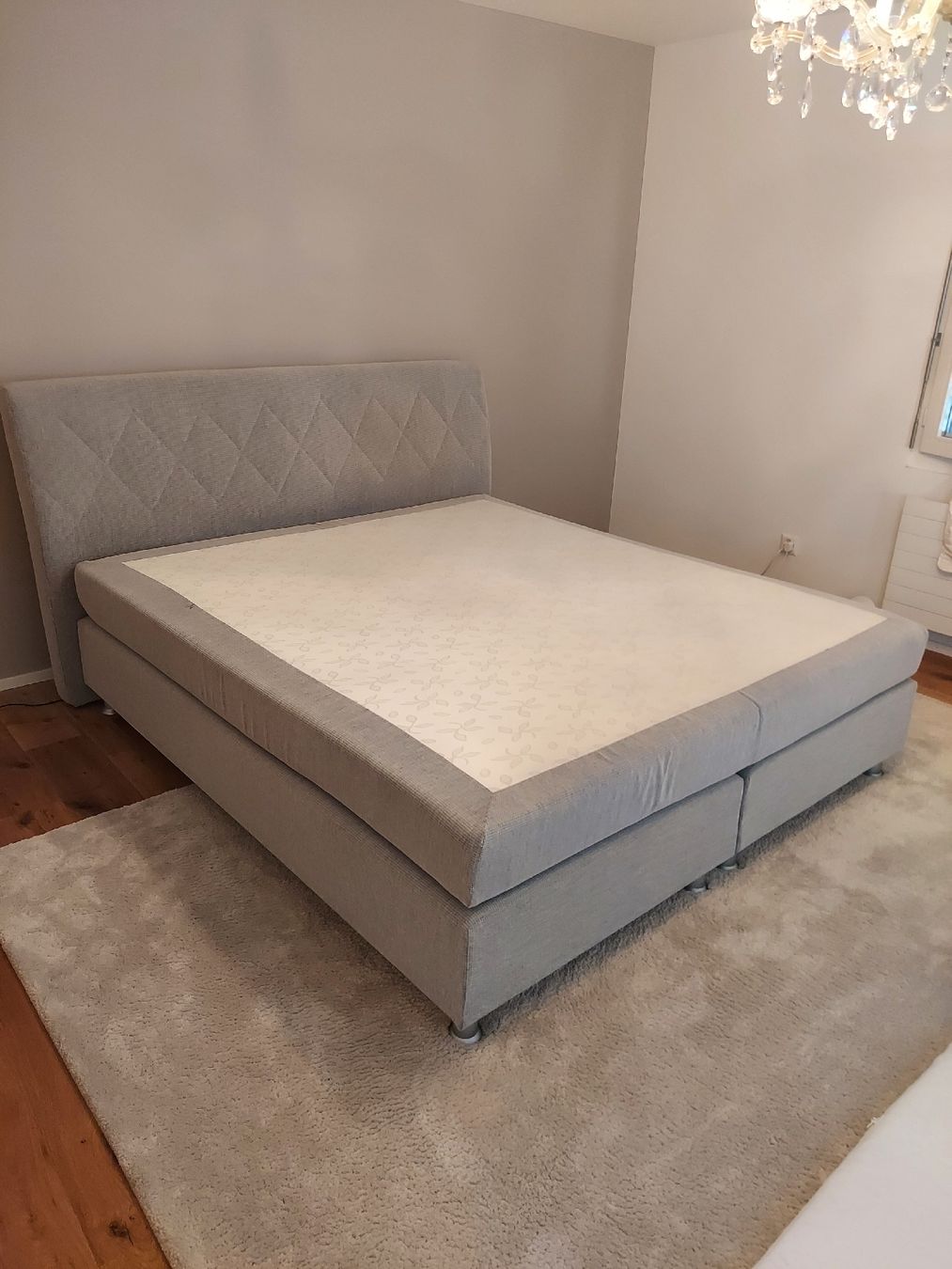 Lits: Boxspringbett – D'occasion à Reichenburg par vreni.vonderalm