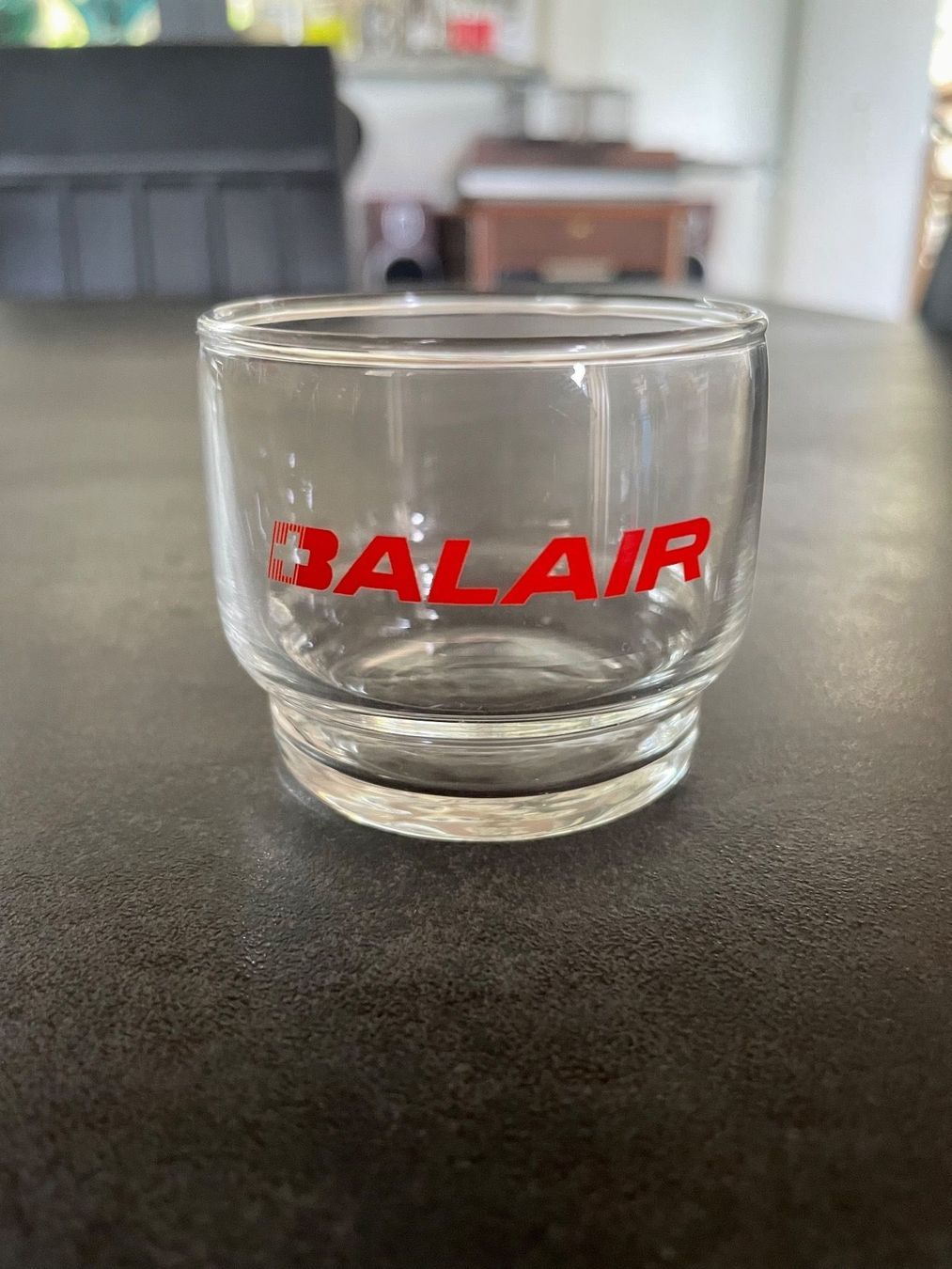 Verres: Ancien Verre Balair – D'occasion à Vallamand par Bricbracbroc82 1