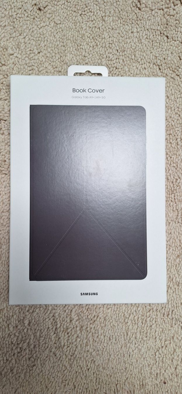 Samsung Covers & Borse: Samsung A9+ Book Cover – Nuovo e nell'imballaggio originale da Neftenbach venduto da Gabrielle0111