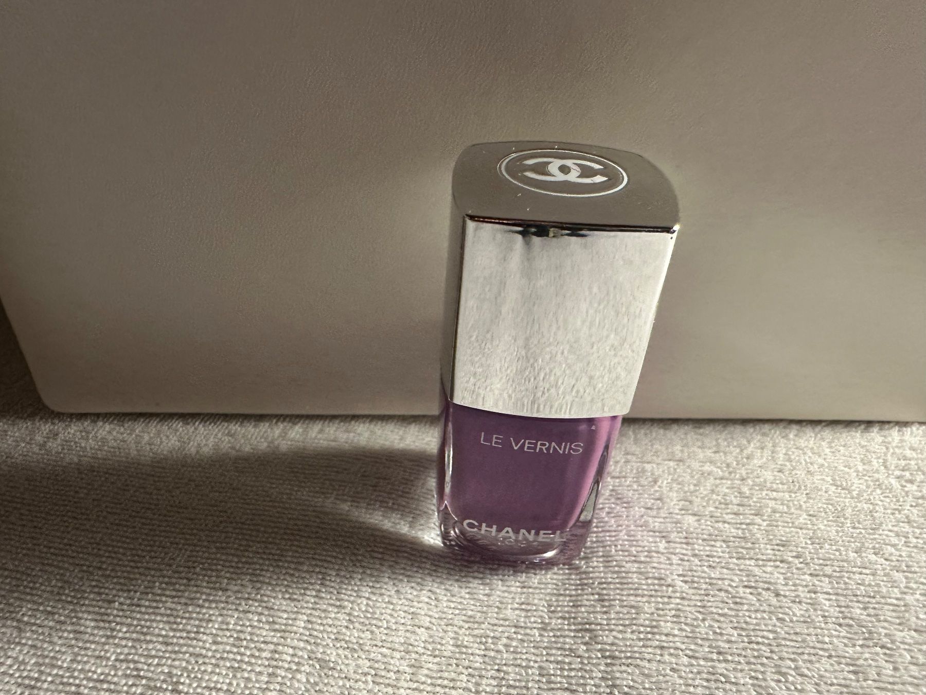 Chanel Smalto per unghie: Original Chanel Nagelack – Usato da Aarburg venduto da flacon05