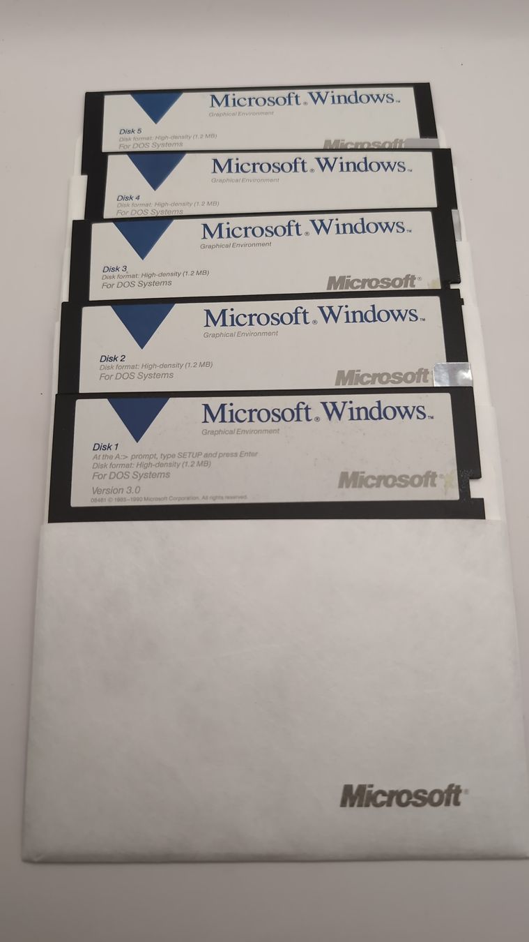 Microsoft Software: Microsoft Word 3.0 auf 5.25" Floppy Disketten – Usato da Bad Ragaz venduto da MR_BR