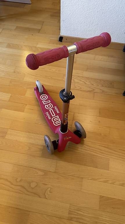 Kickboard: MicroScooter 3 Rad Trottinet – D'occasion à Zürich par Queenieman