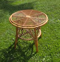 Petite table ronde en bambou