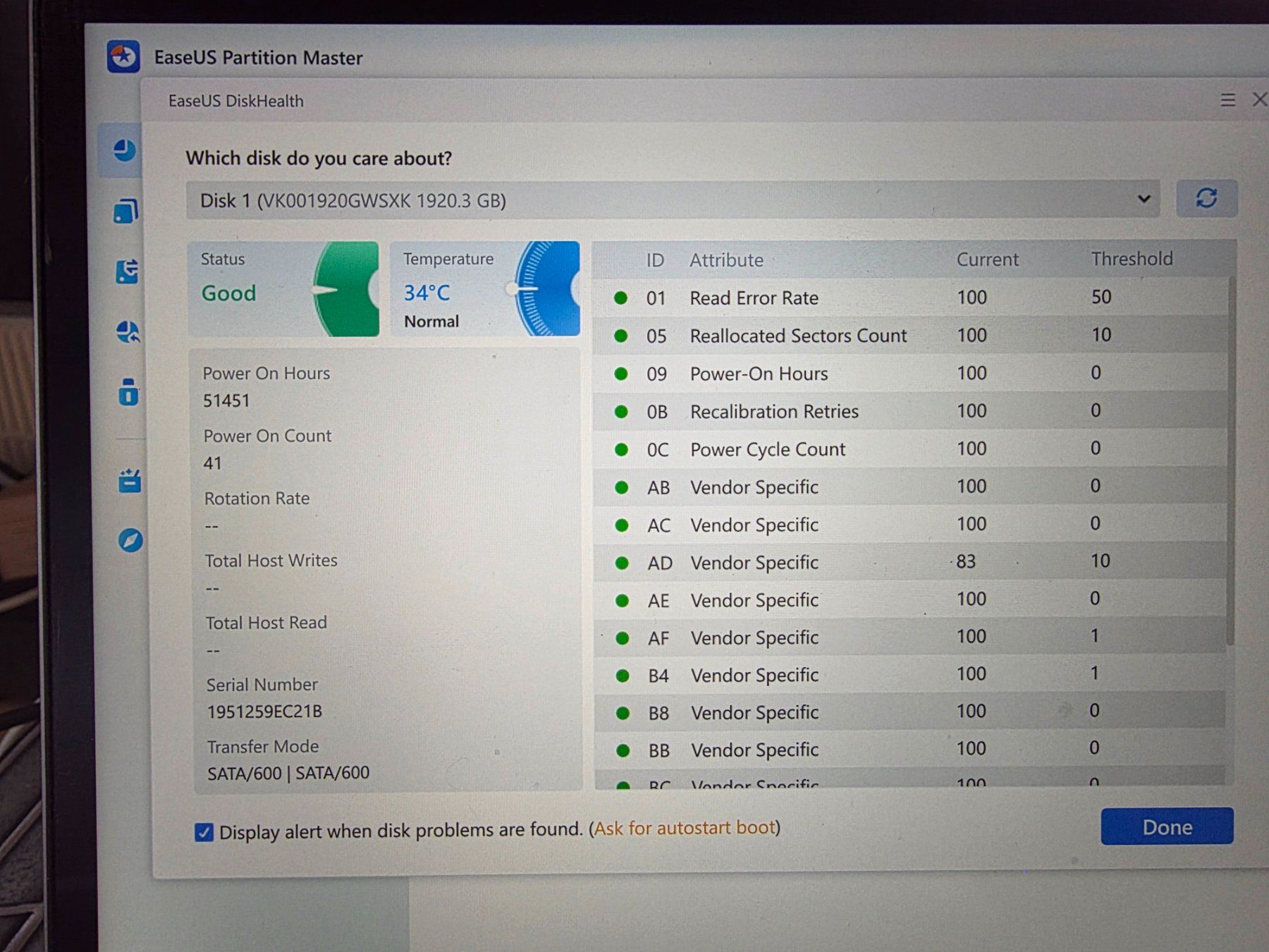 Hewlett Packard Disques durs: HPE 1.92TB SATA SSD 5200 ECO – D'occasion à Biberist par Volo28 2