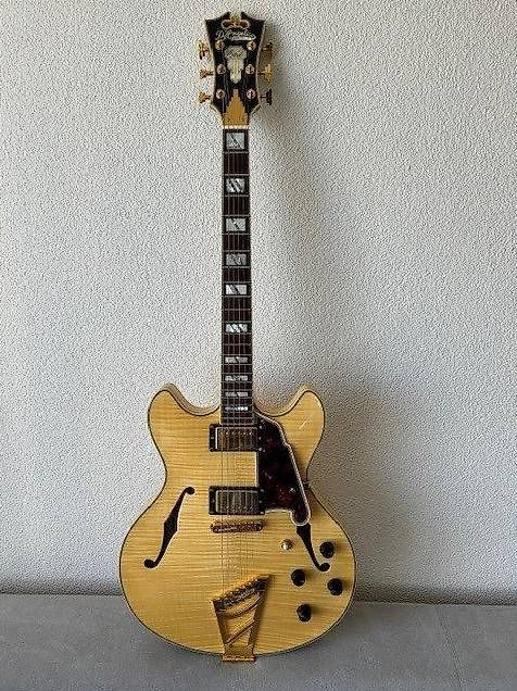 Strumenti musicali: D'Angelico DC 2018 - nature – Usato da Regensdorf venduto da jannis02 2