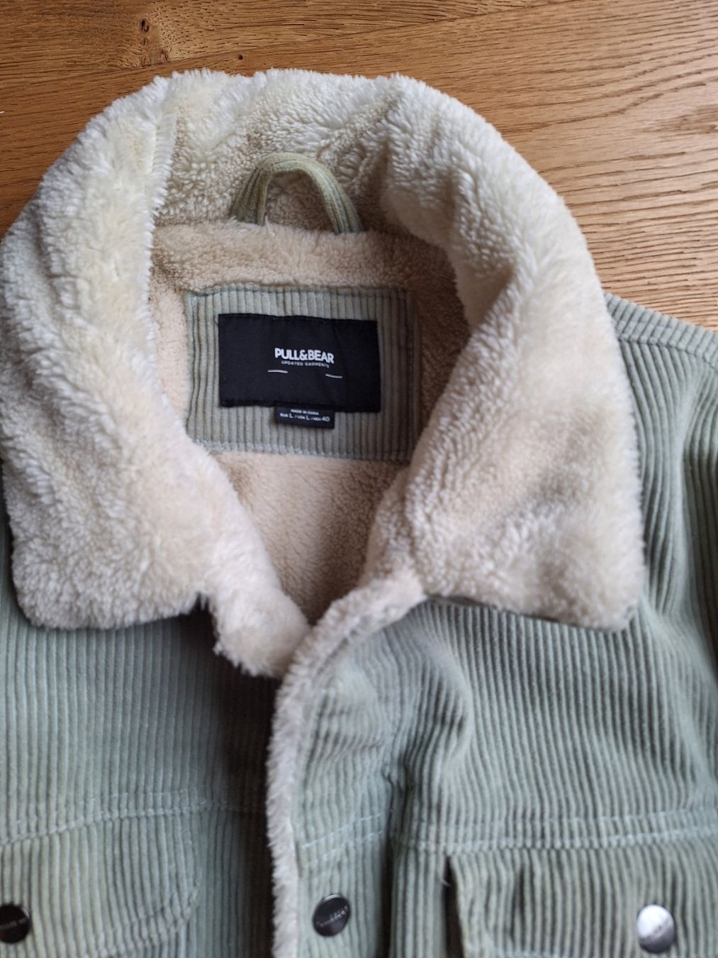 Pull&Bear Giacche: Kuschelige Jacke PULL&BEAR Gr. L, neuwertig – Usato da Dörflingen venduto da cra_5rv7 1