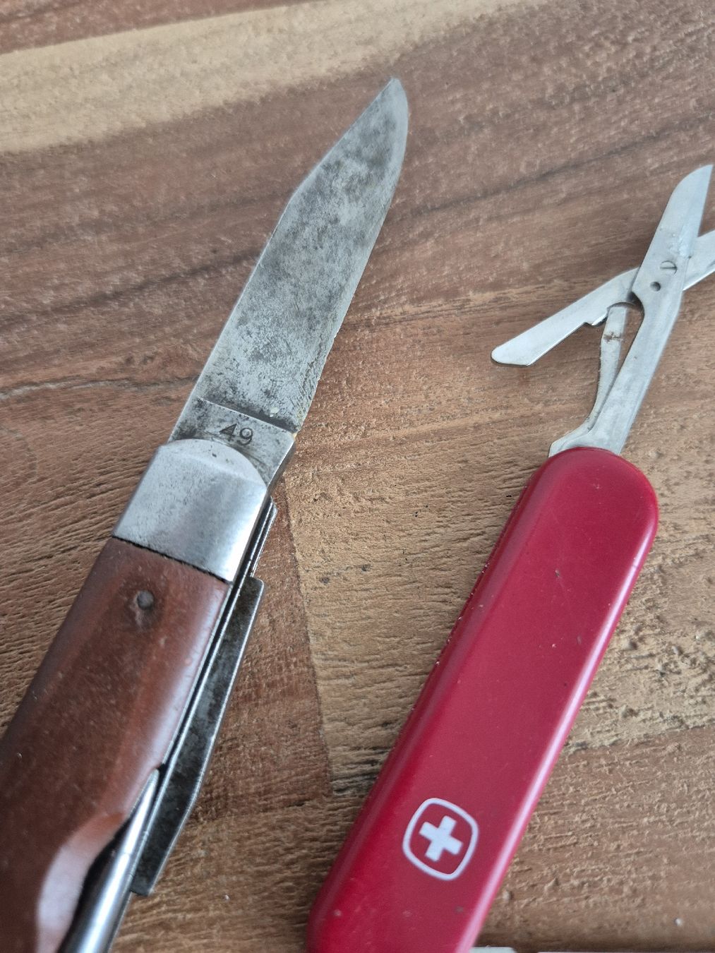 Victorinox Coltelli tascabile: 3 Taschenmesser – Usato da Zürich venduto da Dalema13 2