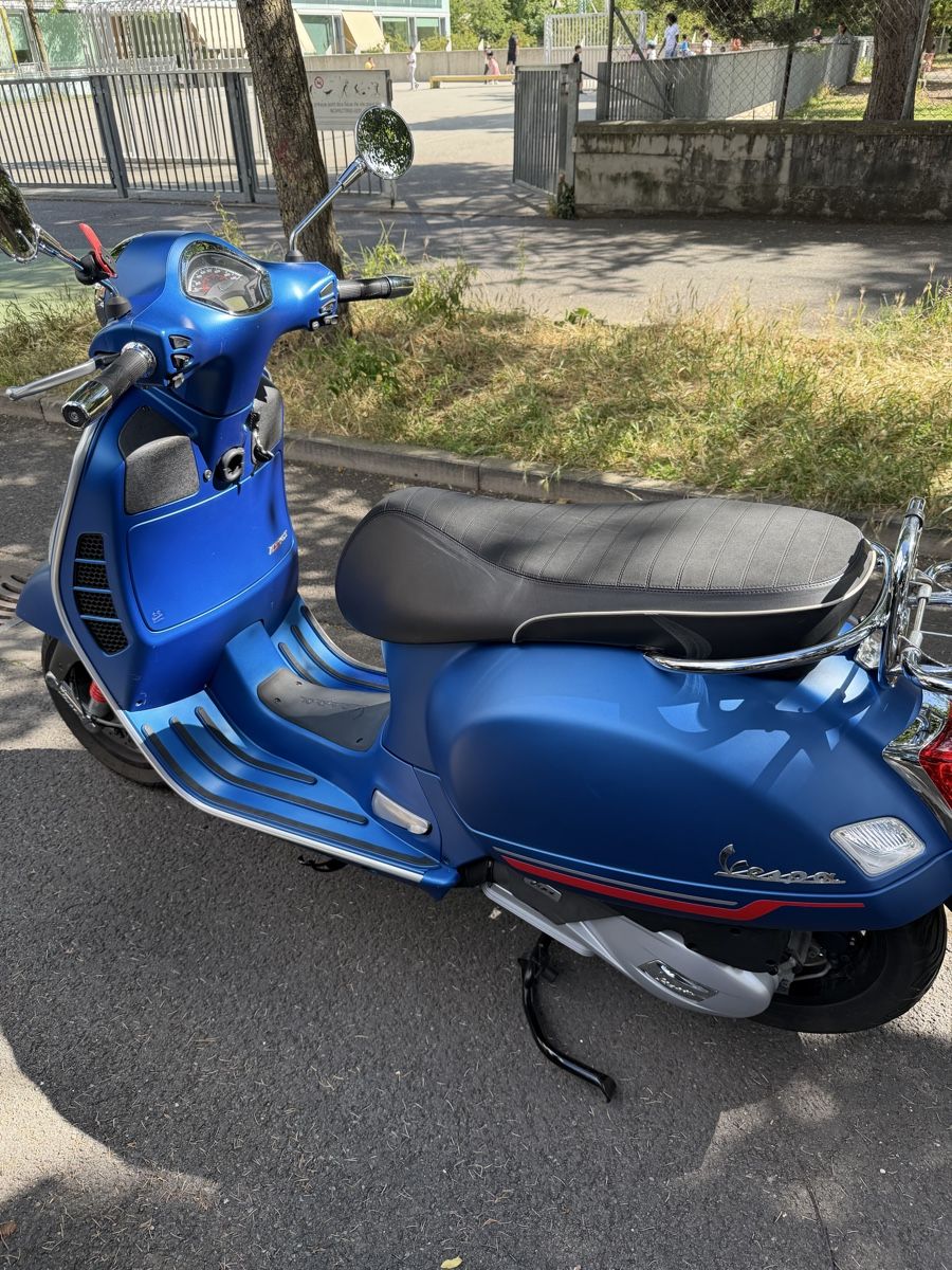 Piaggio Scooters: Vespa GTS Super 125 – Gebraucht aus Châtelaine von p.dnfrt 1