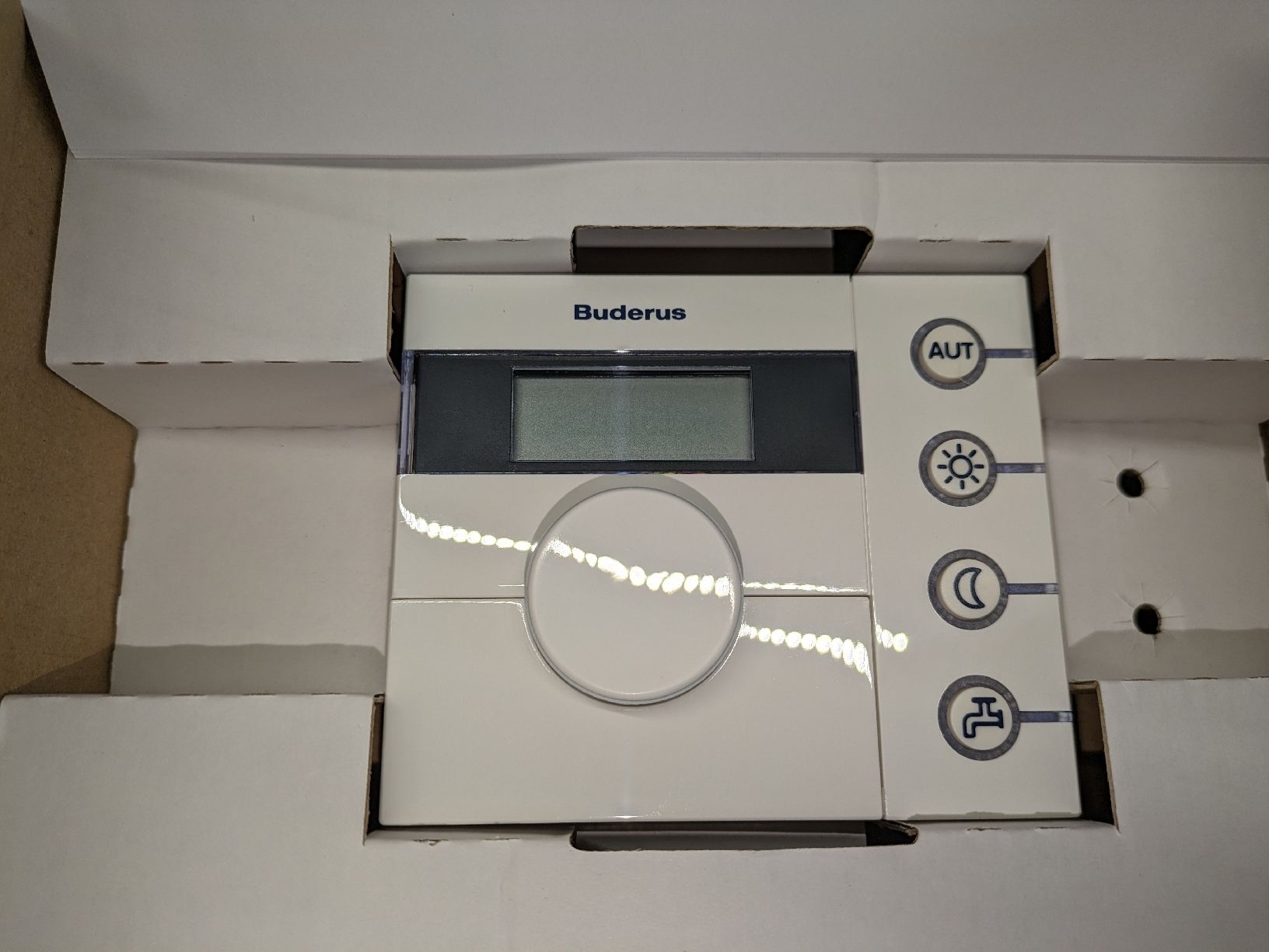 Buderus Radiatori: Raum Steuerung Buderus RC 20 – Nuovo (secondo la descrizione) da Fischbach-Göslikon venduto da 3flex 2