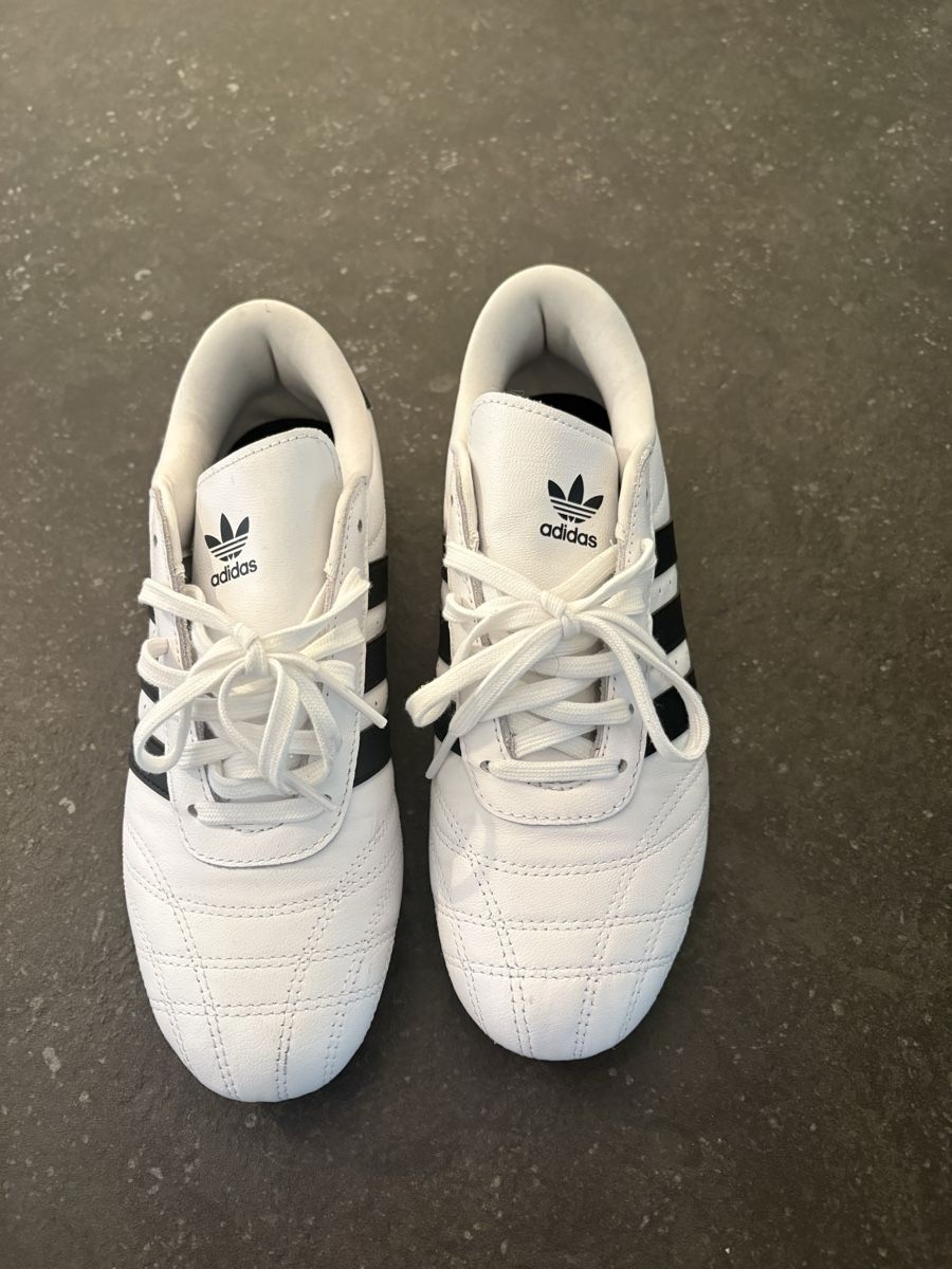 Adidas Scarpe da donna: Adidas  – Nuovo (secondo la descrizione) da kreuzlingen venduto da ilenia.uensal