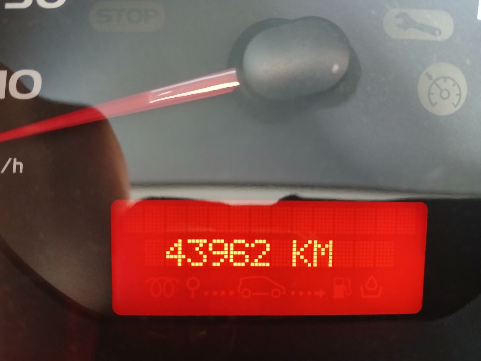Nissan Autos: 9 Plätzer mit nur 44000Km – Gebraucht aus Raron von 123surli 2