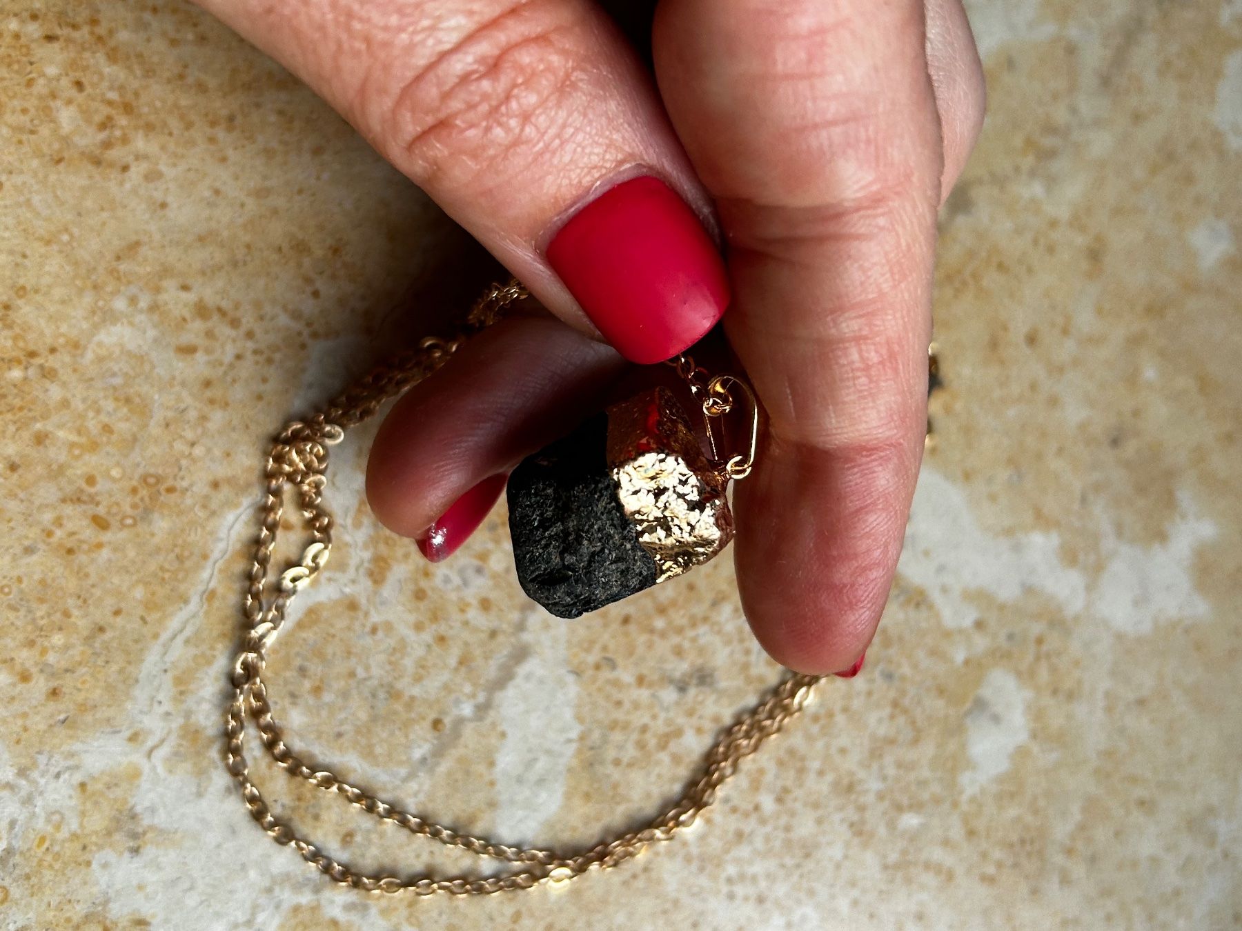 Pendentifs: Anhänger Black Stone goldenprotection – D'occasion à Dittingen par Bijoubelle 8