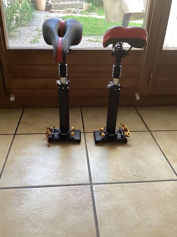 Kickboard: Selle pour trotinette électrique  – D'occasion à Veysonnaz par Jean-Paul01 1