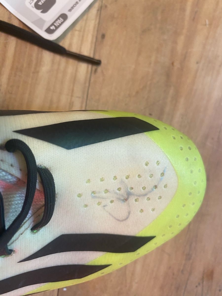 Porte da calcio e da hockey: Fussball schuhe – Usato da zürich venduto da BonneChance77 1