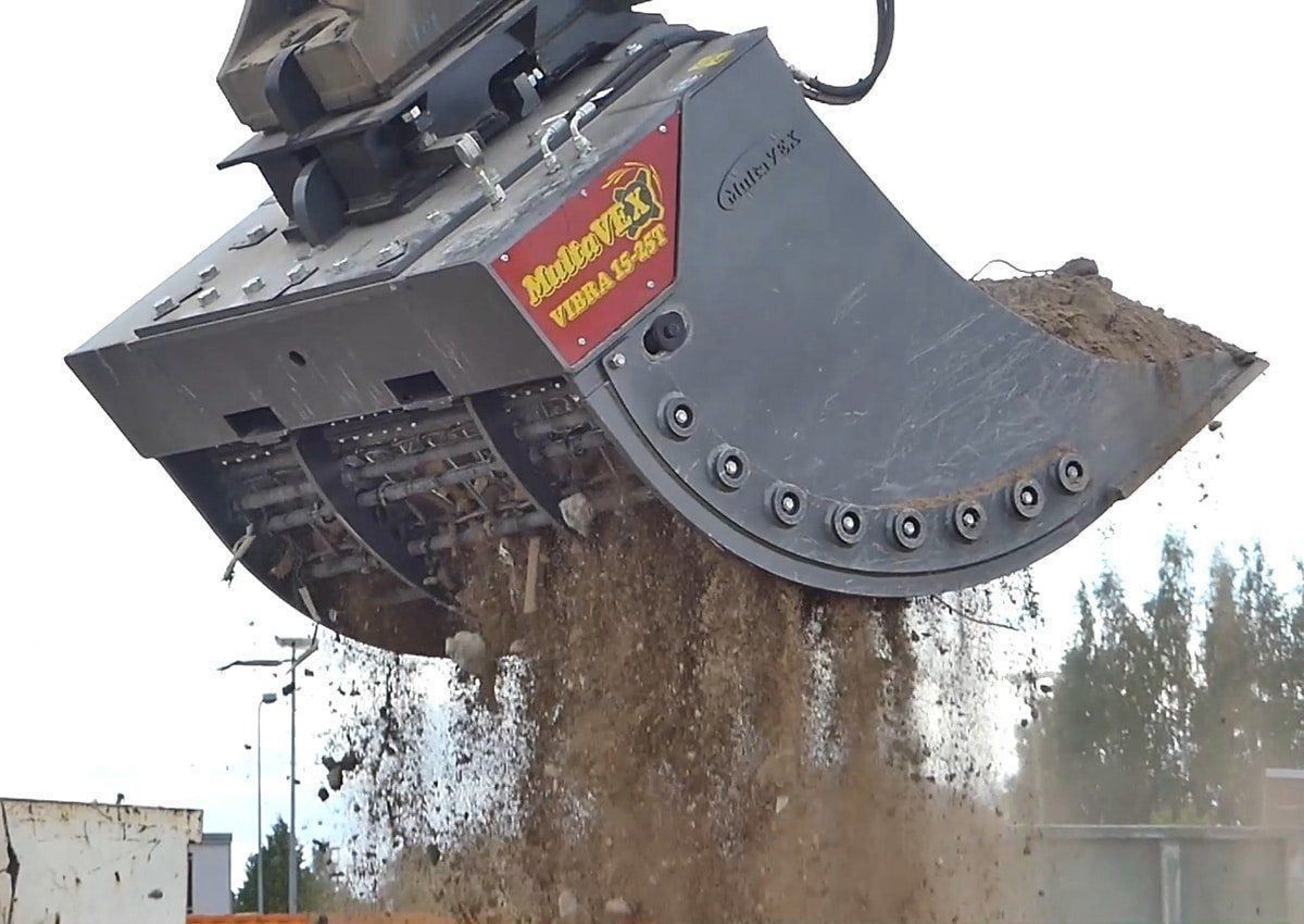 Bagger: Hydraulische Siebschaufel für Bagger – Neu und originalverpackt aus Beckenried von 2D-BauAG