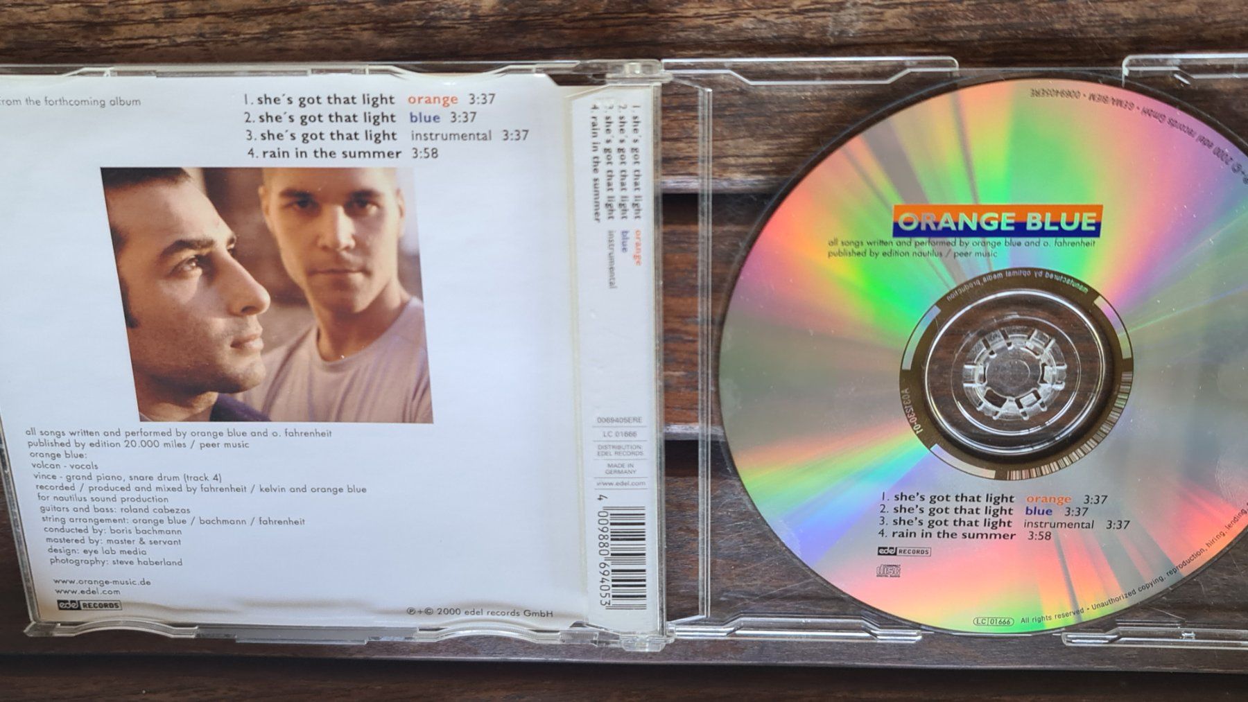 CD: Orange Blue - She's Got That Light CD - Top Zustand! – Usato da Dintikon venduto da Vexi 1
