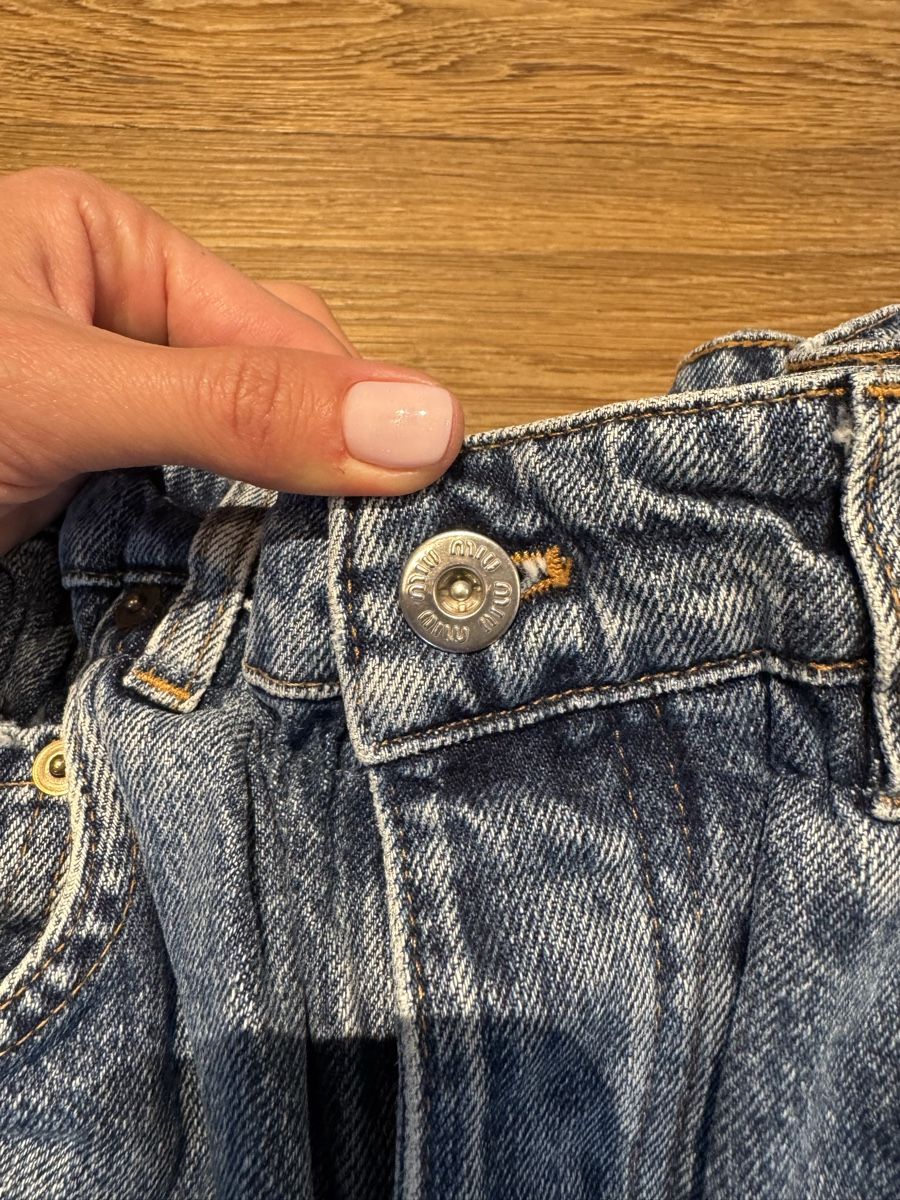 Miu Miu Jeans: MiuMiu Jeans – Nuovo (secondo la descrizione) da Herrliberg venduto da lari_h99 3