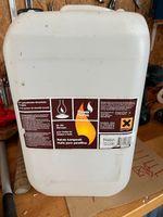 Lampenöl, Petrolium, Fackelöl, Paraffin