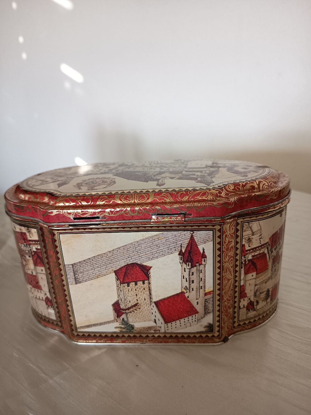 Sonstige Dekorationen & Accessoires: Blechdose Nürnberger Lebkuchen-Oblaten, gebraucht  – Gebraucht aus Wangen b. Olten von crea_look 3