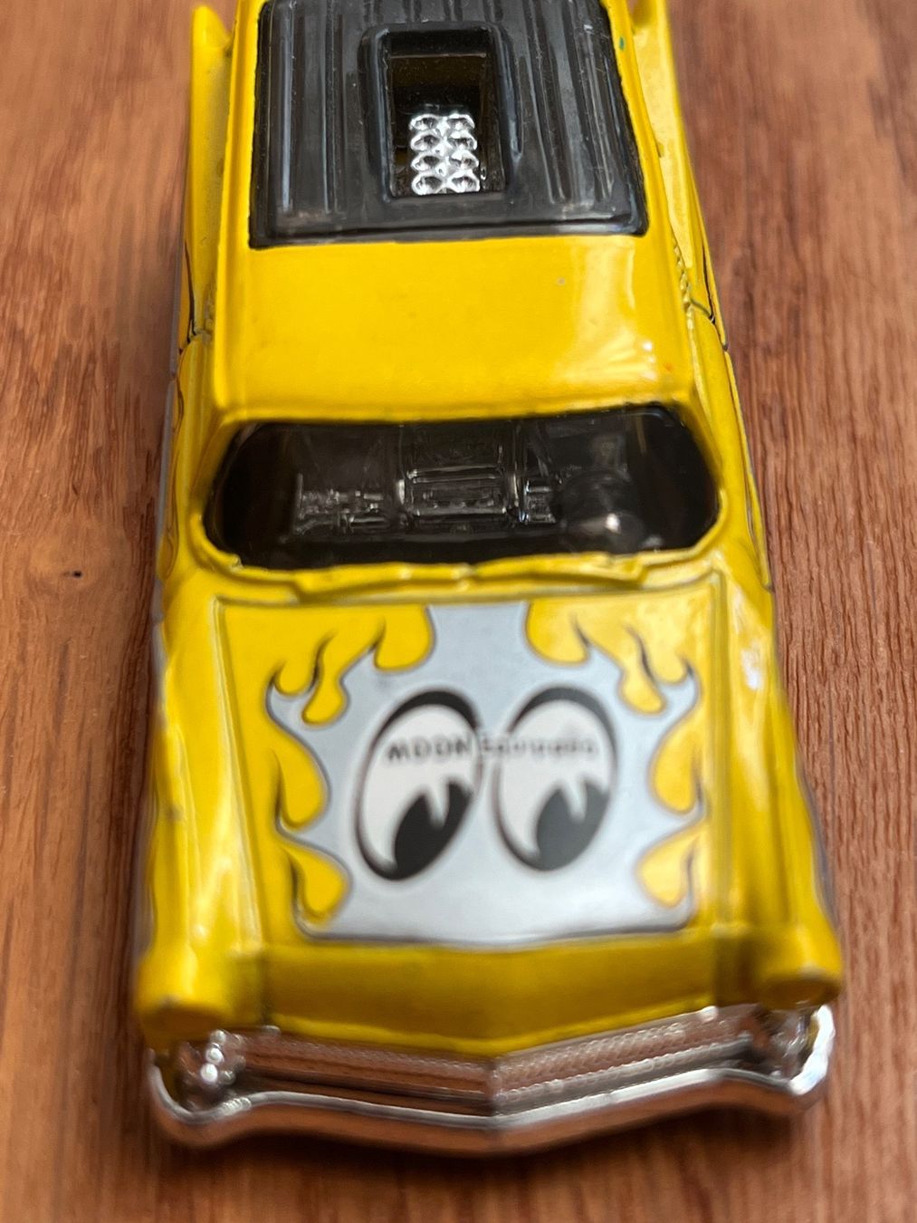 Hot Wheels Modellautos: Ford Custom 8 Crate von HotWheels in Matchbox-Grösse – Neu (gemäss Beschreibung) aus Basel von EdiEberle