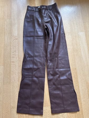 MNG Hose Lederimitat Gr. 34