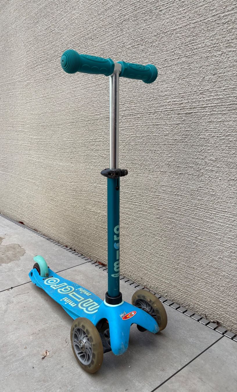 Micro Kickboard: Micro Mini Scooter in türkis – Gebraucht aus Rupperswil von rah_cph7